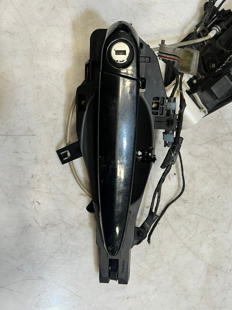 BMW X6 E71 Front Left SIDE Door Lock Actuator 7318409 OEM