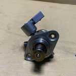 Load image into Gallery viewer, 2014-2018 BMW X5 High Pressure Fuel Pump 7595339 550i, 650i, 750i, 750Li, X6, an