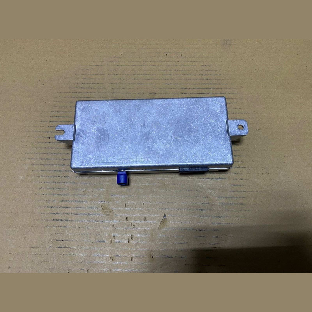 2011-2016 BMW 550i Rear View Camera Control Module 9282420
