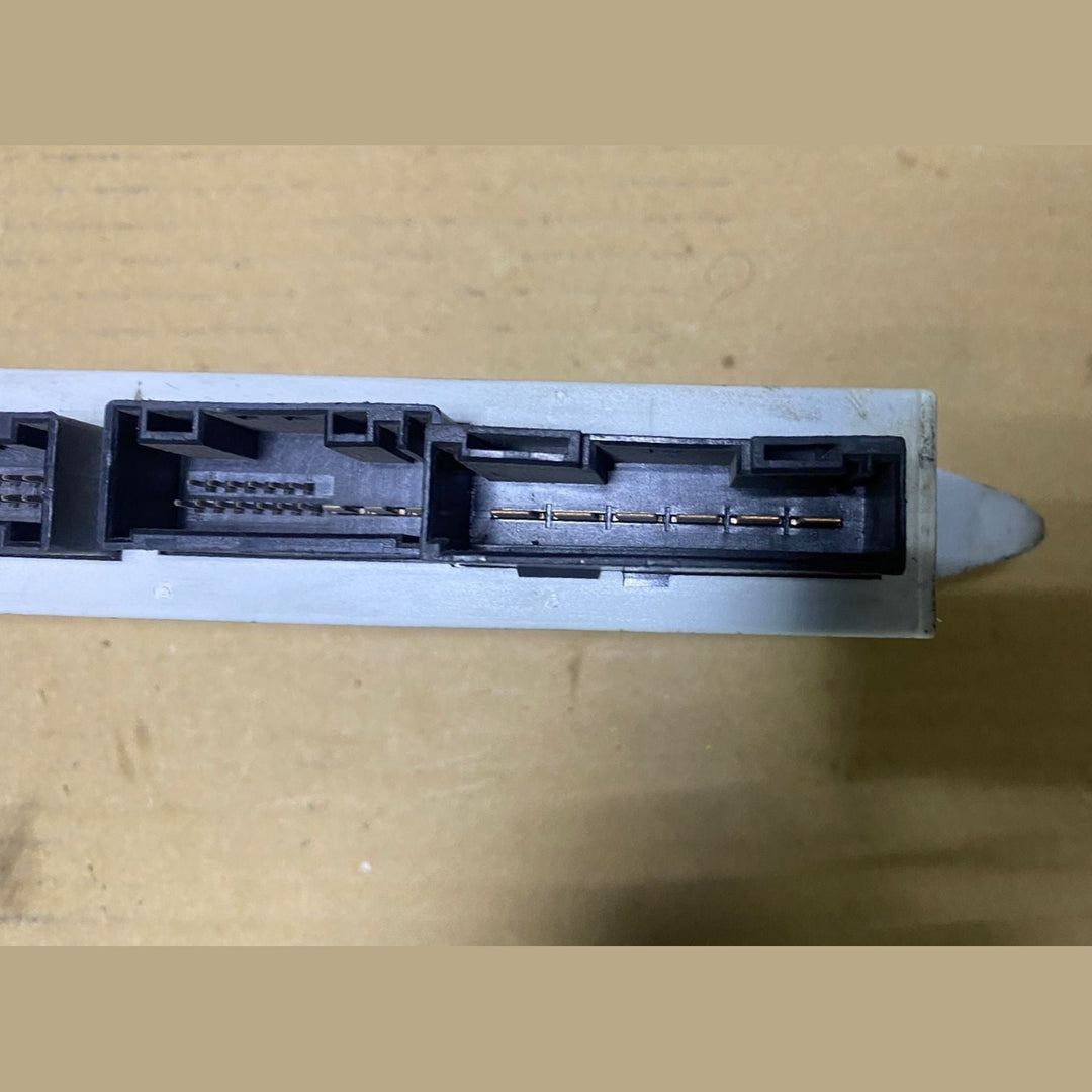 2002-2003 BMW 745i Front Door Control Module 6933267 745i and 745Li E65 series