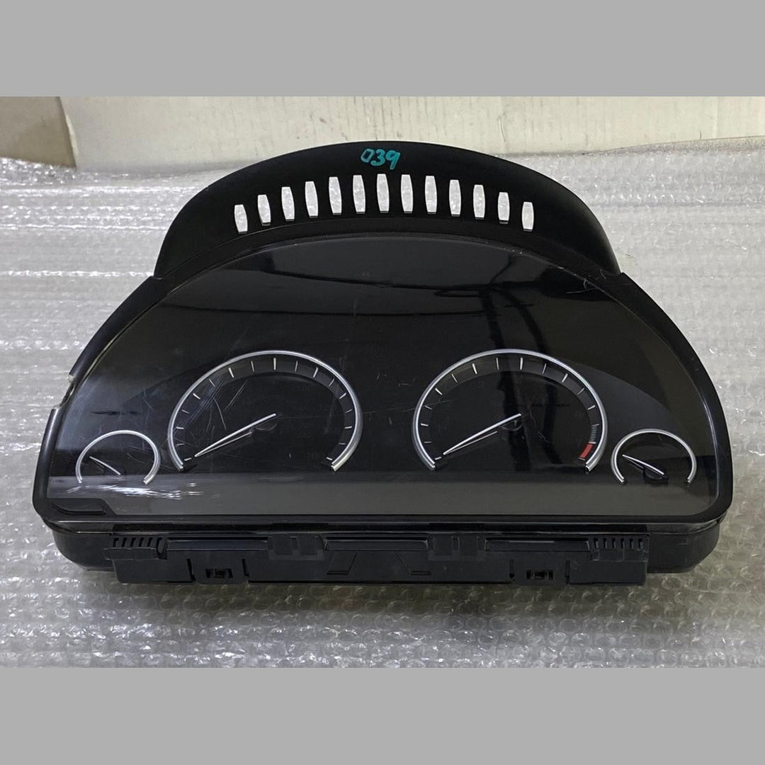 OEM 09-15 BMW 750Li F01 F02 DASH INSTRUMENT GAUGE CLUSTER SPEEDOMETER 9312039