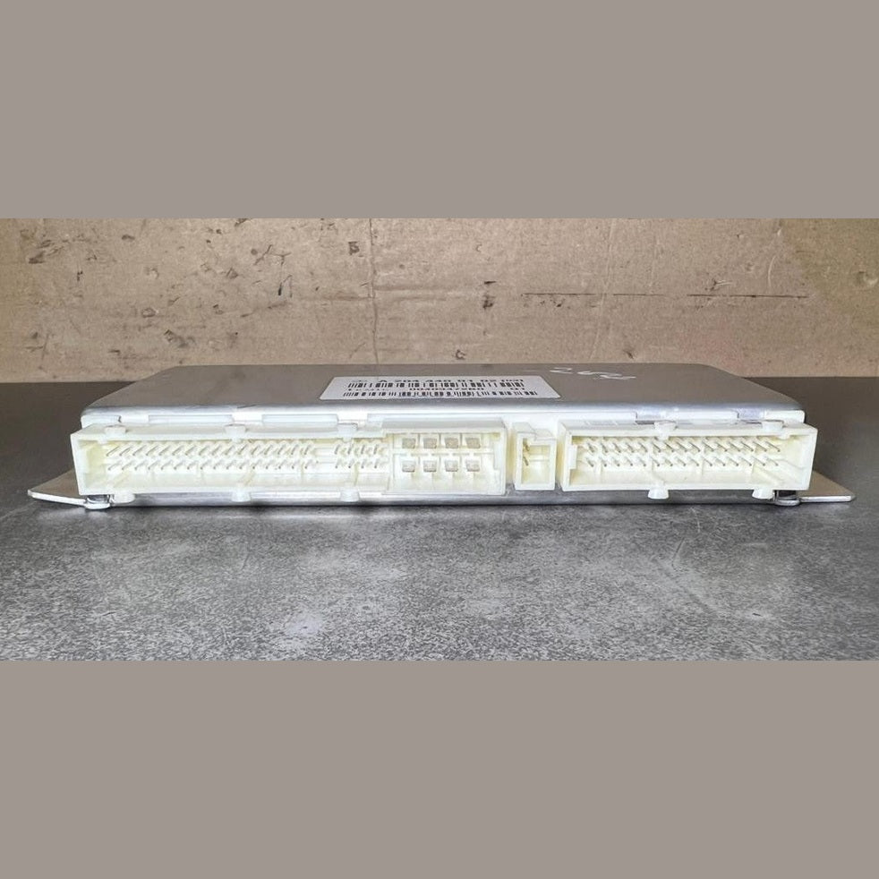 08-12 Mercedes W204 C-Class Air Airmatic Suspension Control Module A204 4400102