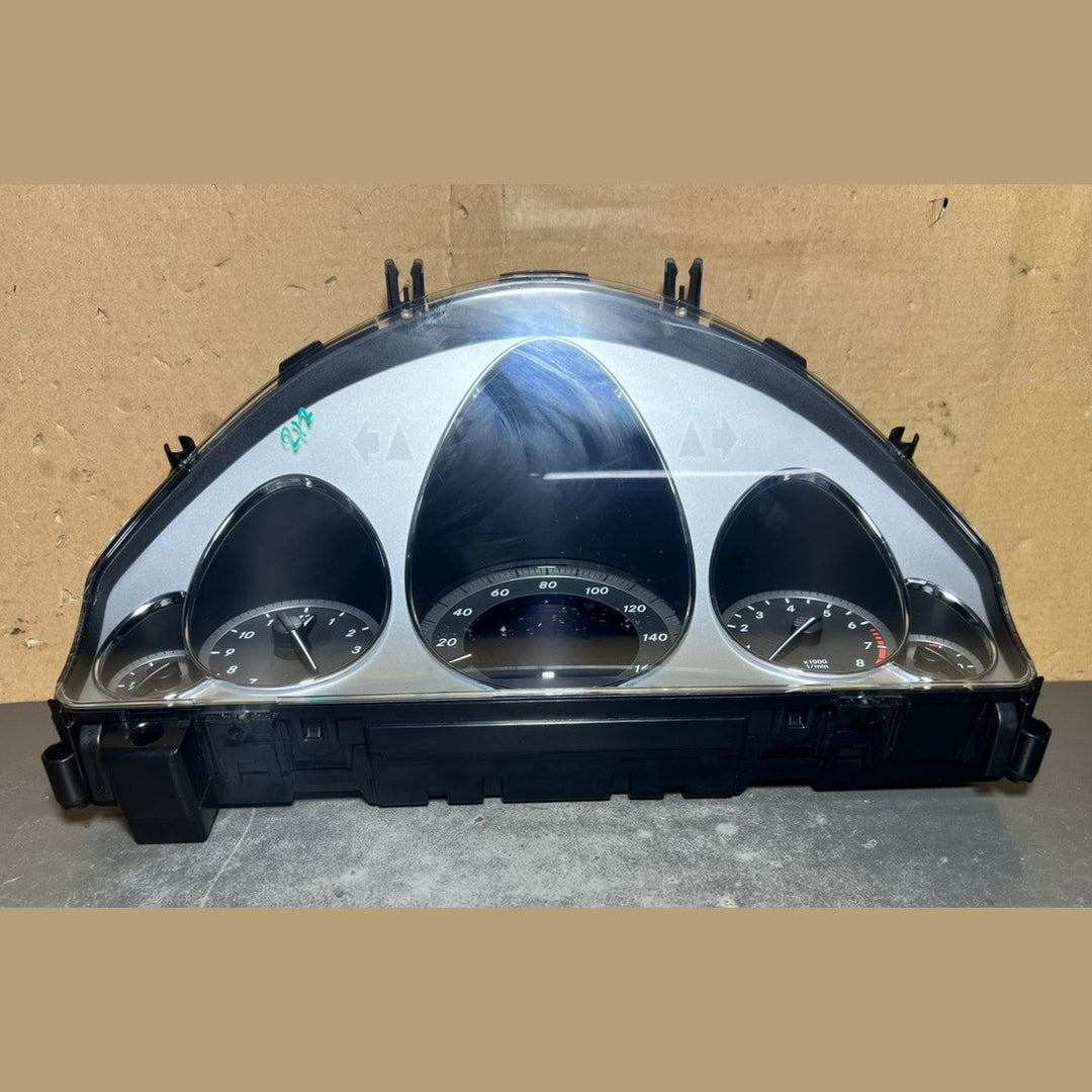 10-14 Mercedes-Benz W212 E-Class Instrument Cluster Speedometer A212 9005903 OEM