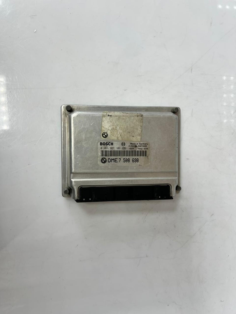 2000-2001 BMW E39 E53 4.4i M62 V8 PETROL ENGINE ECU DME OEM BOSCH 7508698