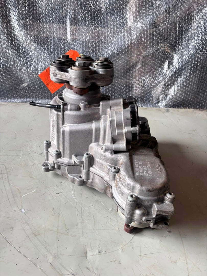 2012-2016 BMW 328i Transfer Case 7643756 2,3,4,5,6,and 7 Series xDrive OEM 