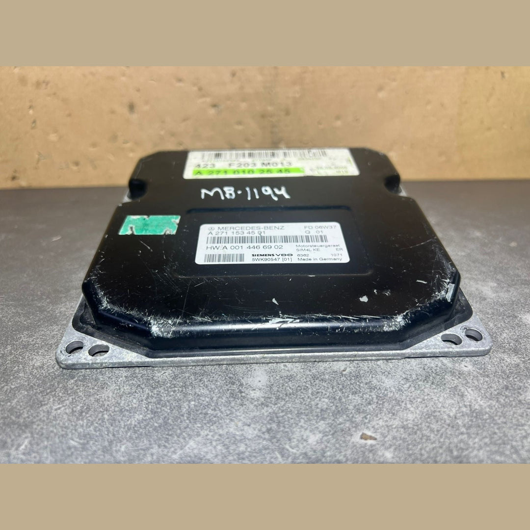 03-06 Mercedes W203 C-Class Engine Control Module Unit ECM ECU A271 0102545 OEM