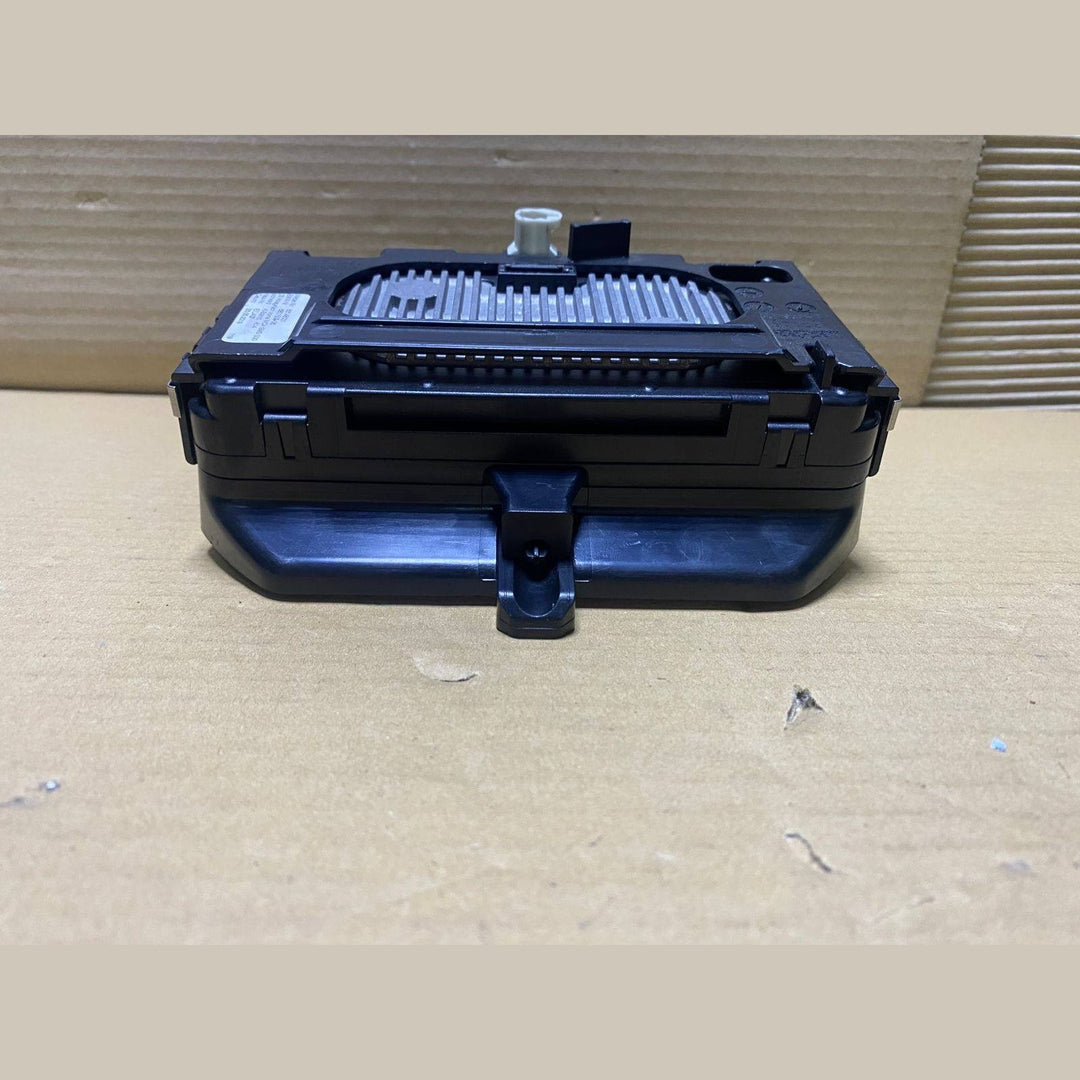 2020-2022 BMW M8 Wireless Charging Module 6801509 G30 530 and 540