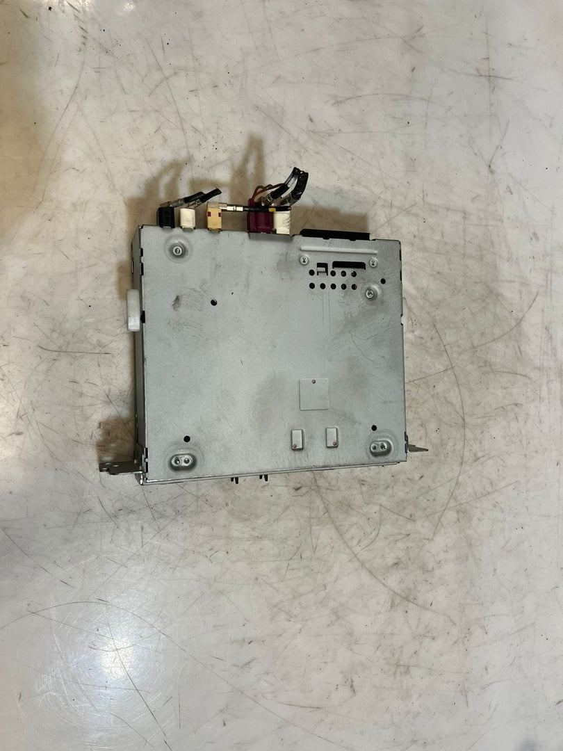BMW 1 Series F20 F21 and 3 Series F22 F30 Radio Cd Player Head Unit 9290989