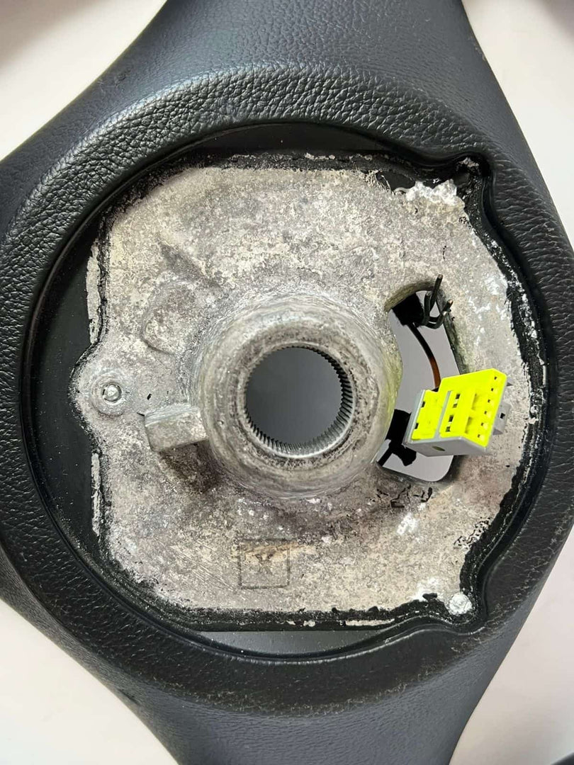 2007-2013 BMW 328i E90, E91, E92, E93 3' Sport Steering Wheel 6772147 OEM