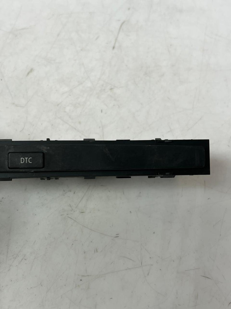 2004-2006 BMW 5' E60 E61 525i 530i 545i Center Console Switch 6969411 OEM