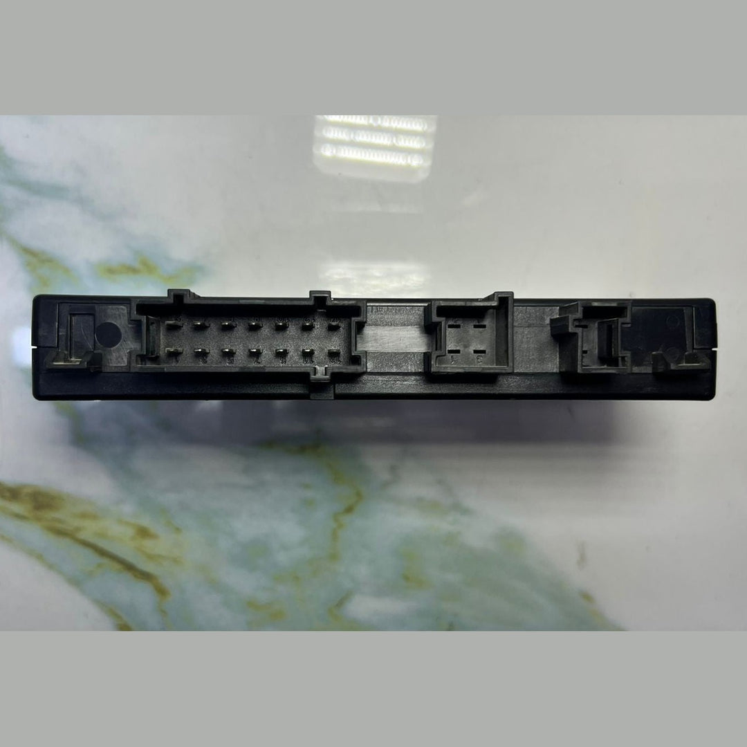 Mercedes W212 E-Class Front Driver Side Seat Control Module A212 9005200 OEM