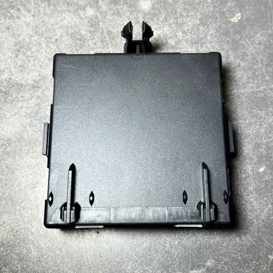 Mercedes-Benz W205 C-Class Rear Right Side Door Control Module A205 9006413 OEM