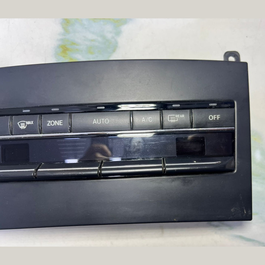 Mercedes Climate Control Unit A2129004100 E-Class W212