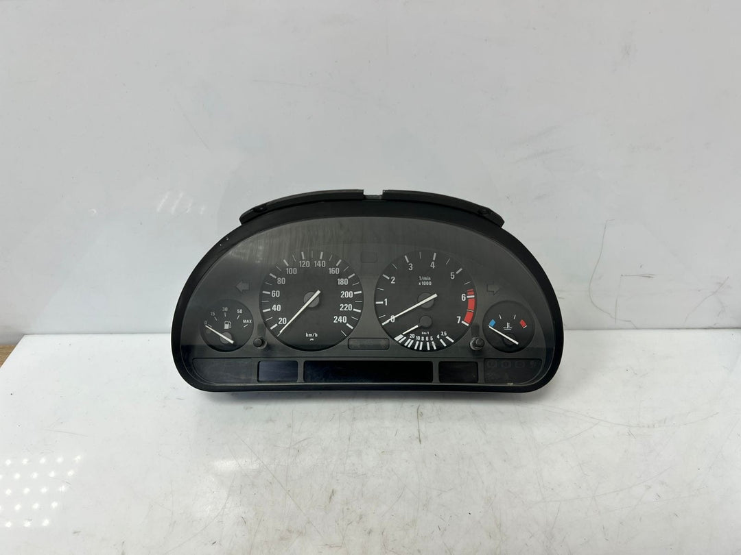 1995-2003 BMW 540i E39 SPEEDOMETER Instrument Cluster 6906130 OEM