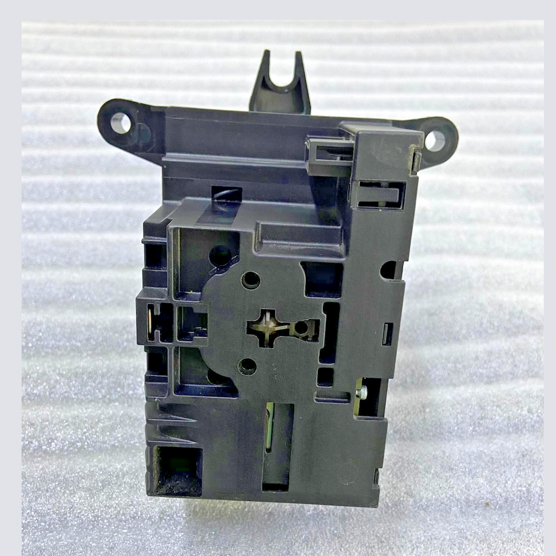 OEM BMW X5 F15 xDrive 50i  LHD Gear Selector Joystick Switch 9318966