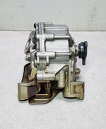 Bild in die Galerieansicht laden, 7612772  BMW 550i Engine Oil Pump 5. 6. 7. Series X5 and X6 2011-2016