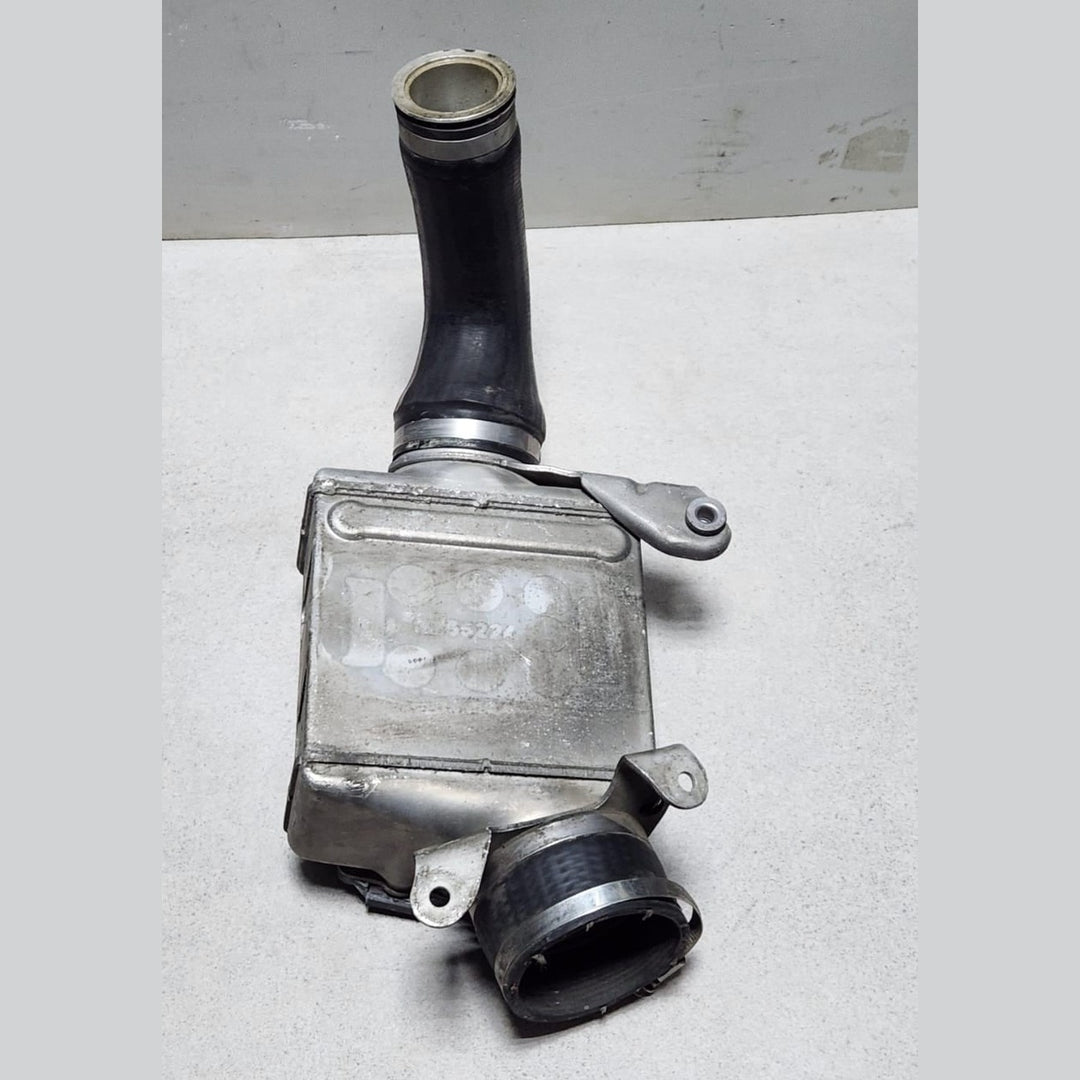 2009-2015 BMW 750Li Turbocharger Intercooler 7575403 550i 650i 750i and 750Li