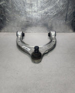Load image into Gallery viewer, 2018 BMW 540i Front Upper Control Arm 686118502 5 Series G30 G31