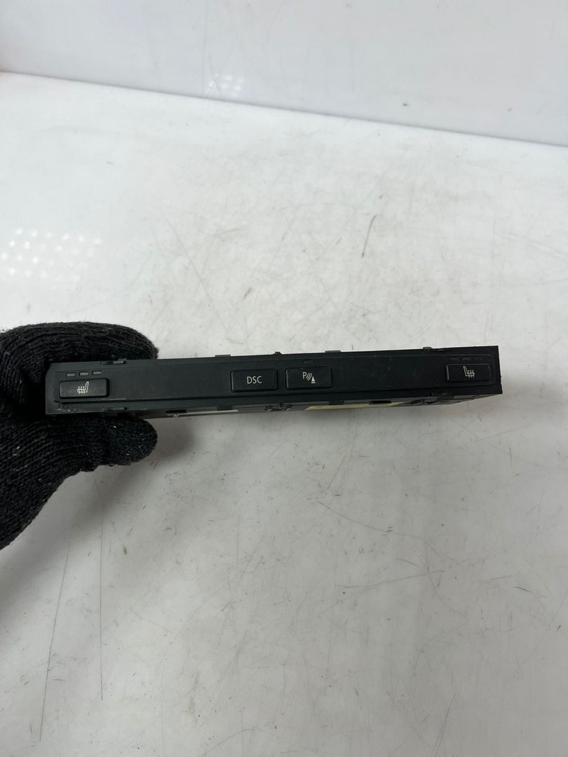 2003-2009 BMW 525i 5 Series E60 E61 SEDAN Seat Heating Switch MODULE 6944965 OEM