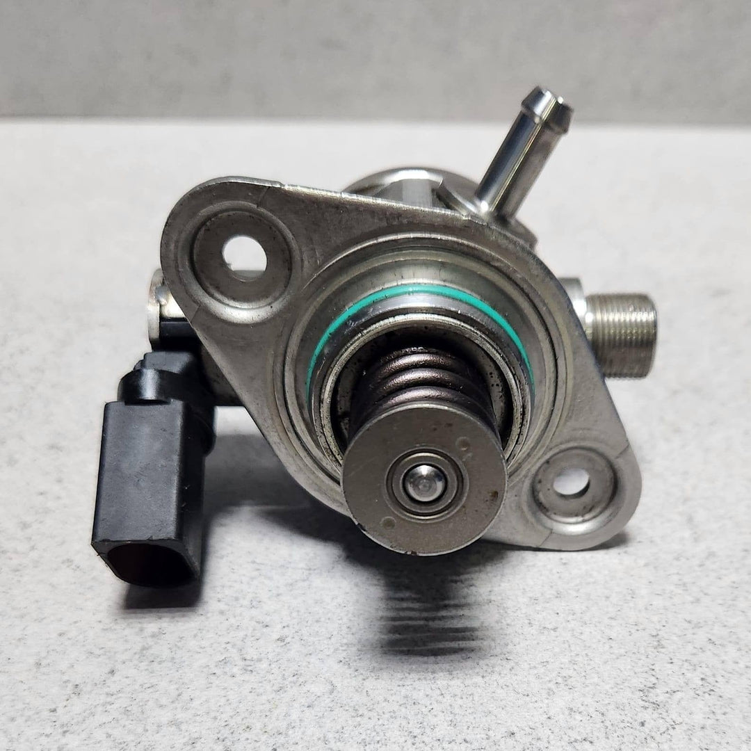 2019-2022 Mercedes-Benz A220 High Pressure Fuel Pump A2600700500