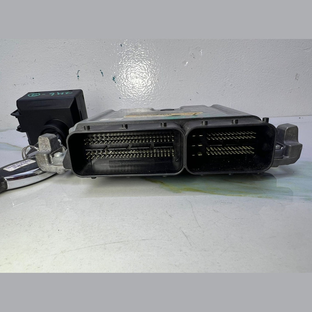 Mercedes CLA GLA ECU Engine Control Module Ignition Switch 2Key Set A270 9002100