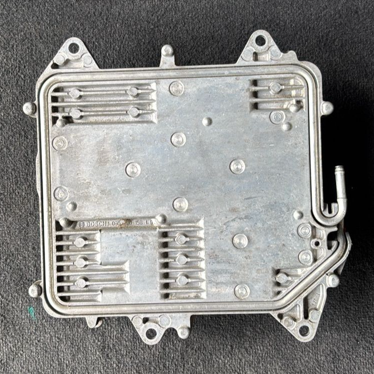 BMW F01 F02 F06 F07 F12  550i 650i 8 614 ENGINE CONTROL UNIT MODULE - 8614915