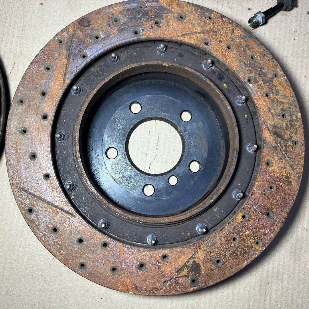 Mercedes-Benz E63 W212 E-Class Front \ Rear Brembo Red Calipers & Brake Discs