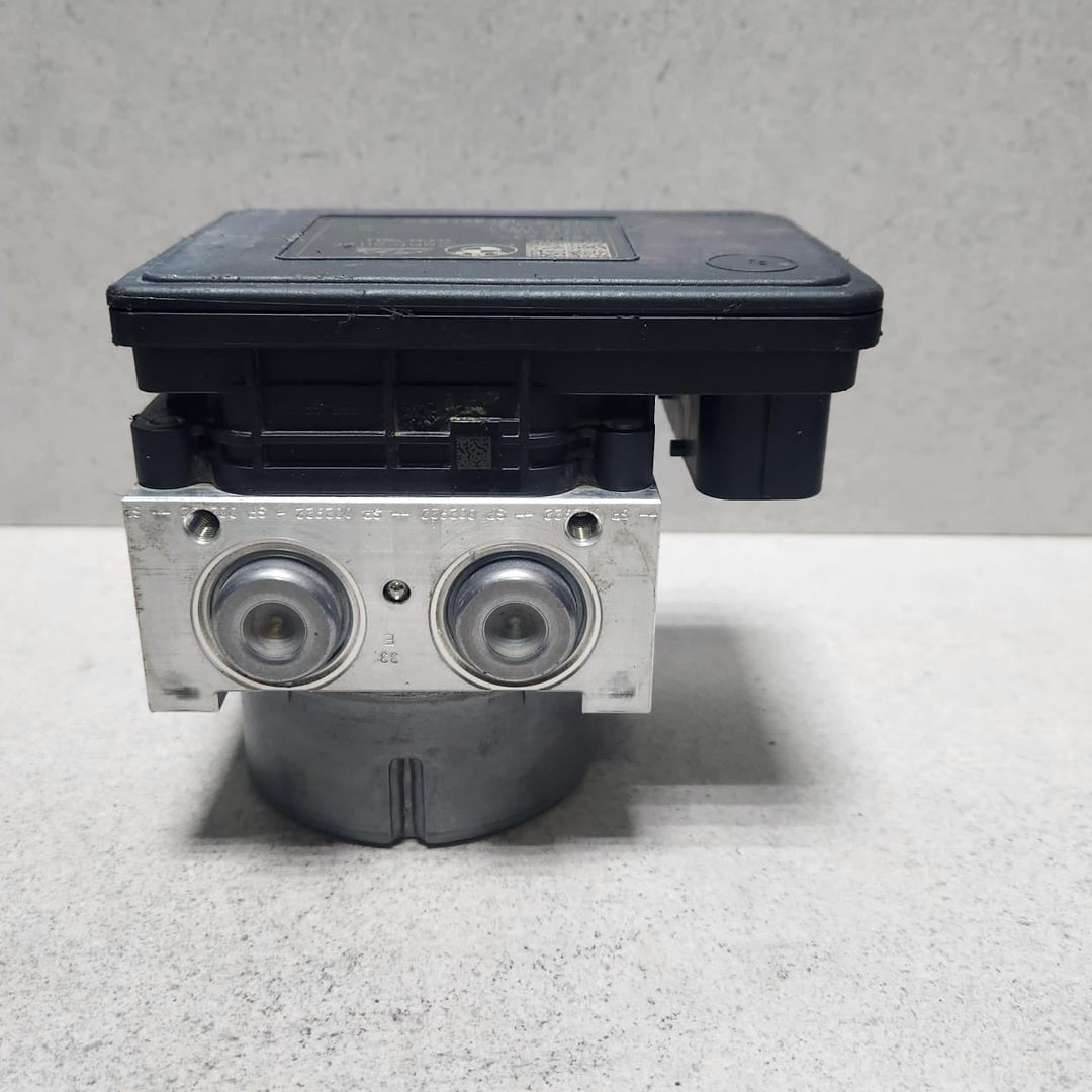 2015-2018 BMW M4 Abs Anti Lock Brake Pump Module 7852637 M3 M4 F82 OEM