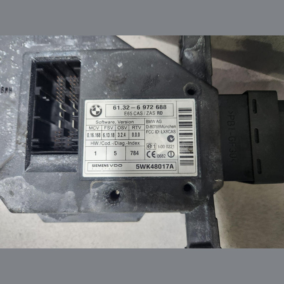 2006-2008 BMW 750i E65 E66 N62B48 V8 Engine Control Module 7549700 RHD ECU SET