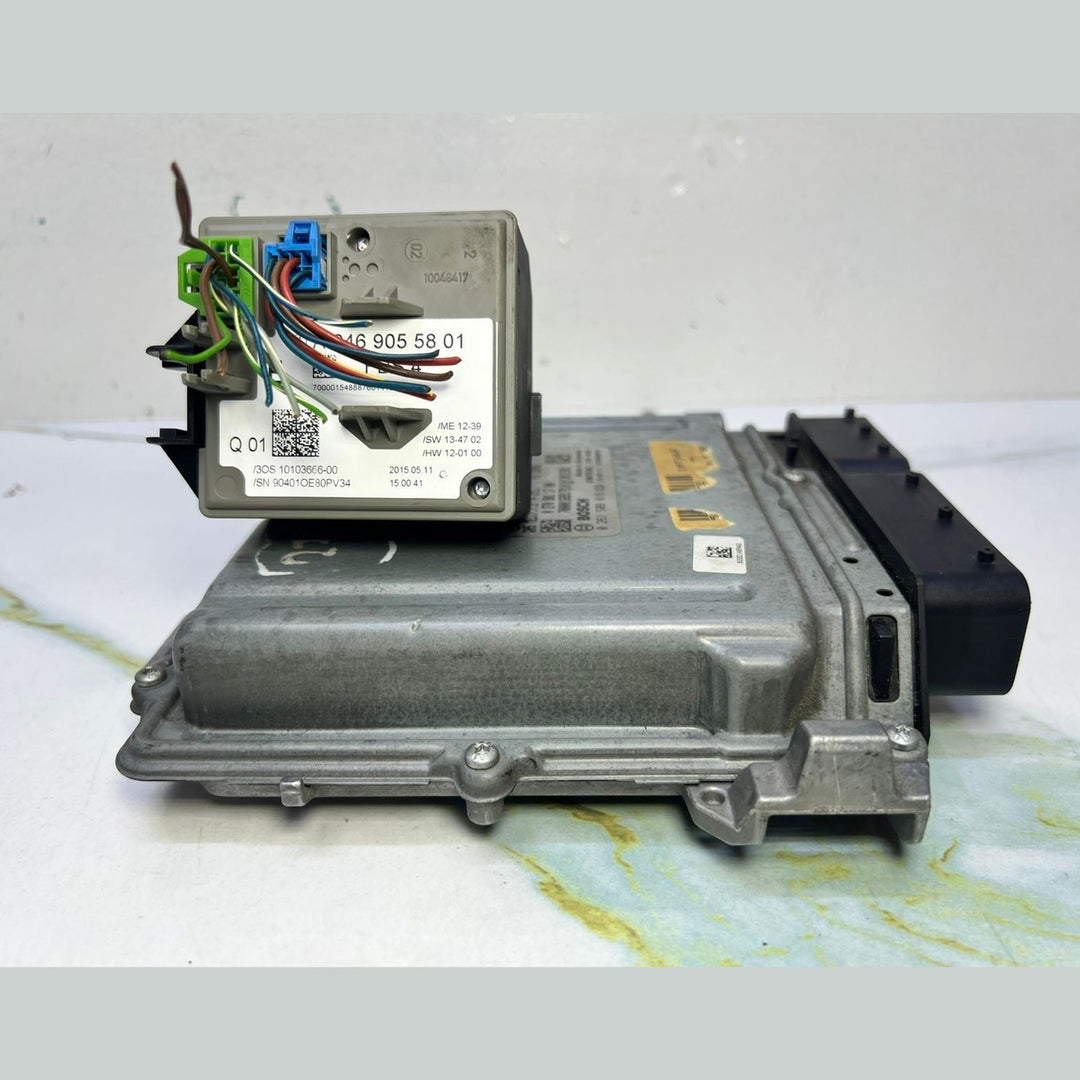 Mercedes CLA ECU Engine Control Module Ignition Key Switch Set A270 9002100 OEM