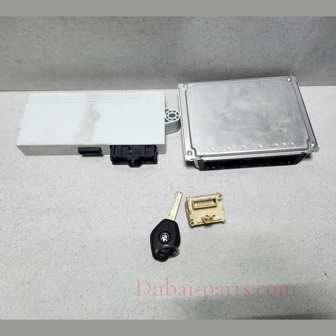 2001-2010 BMW 525i Engine Control Unit 7530260 E65 730 M54 