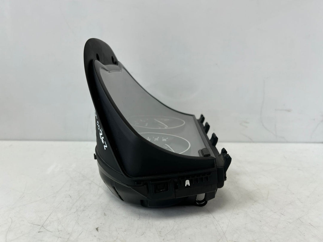 BMW 1 Series F52 sedan SPEEDOMETER Instrument Cluster 6843095 OEM