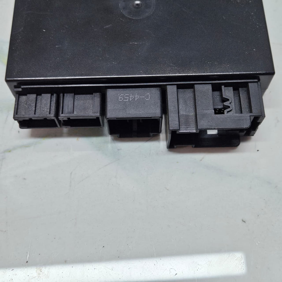 OEM BMW G21 G31 G05 Control Unit for Trailer Hitch 5A056C9 OEM