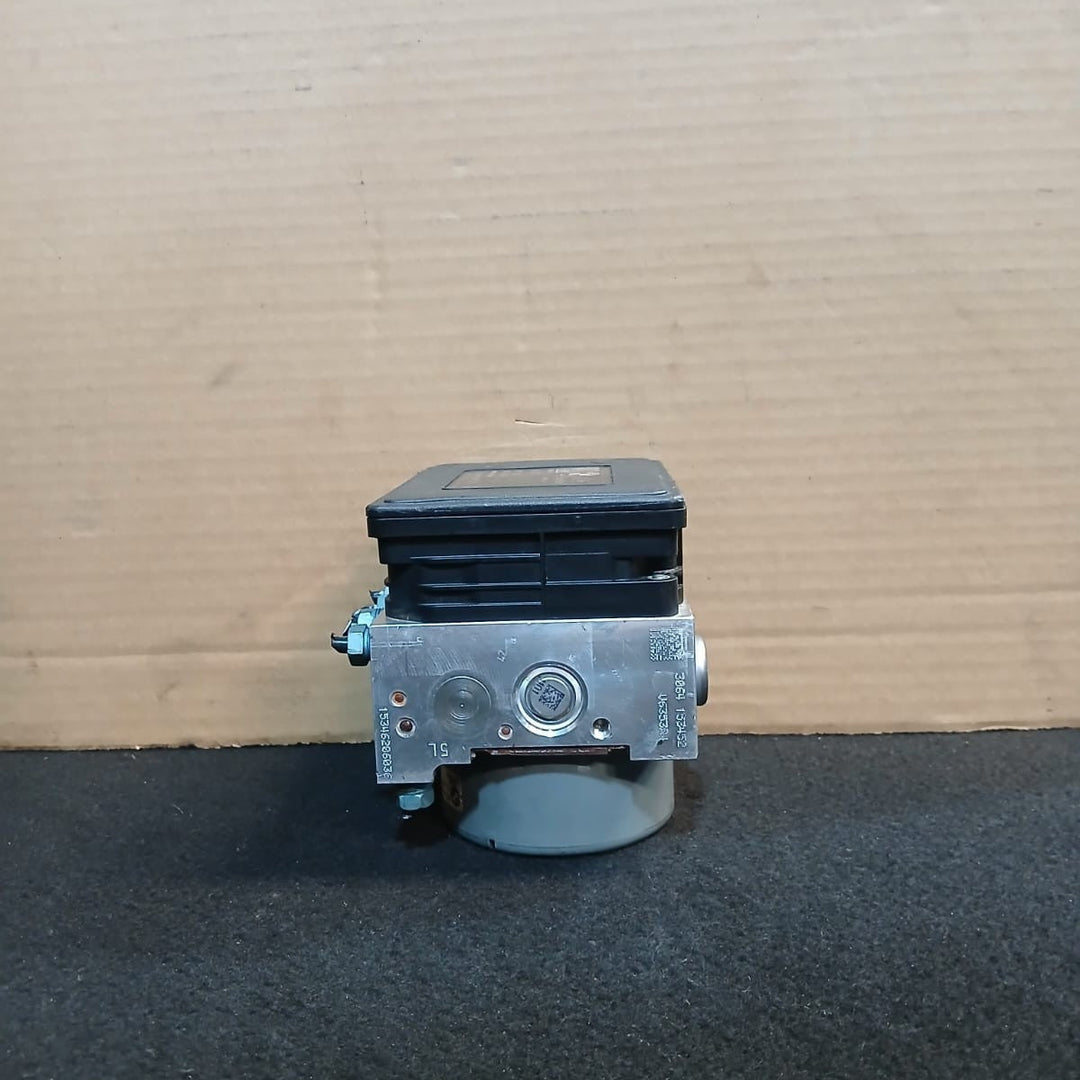 OEM BMW F20 F30  ABS Brake Pump Anti Lock DSC Dynamic Stability Control 6881173