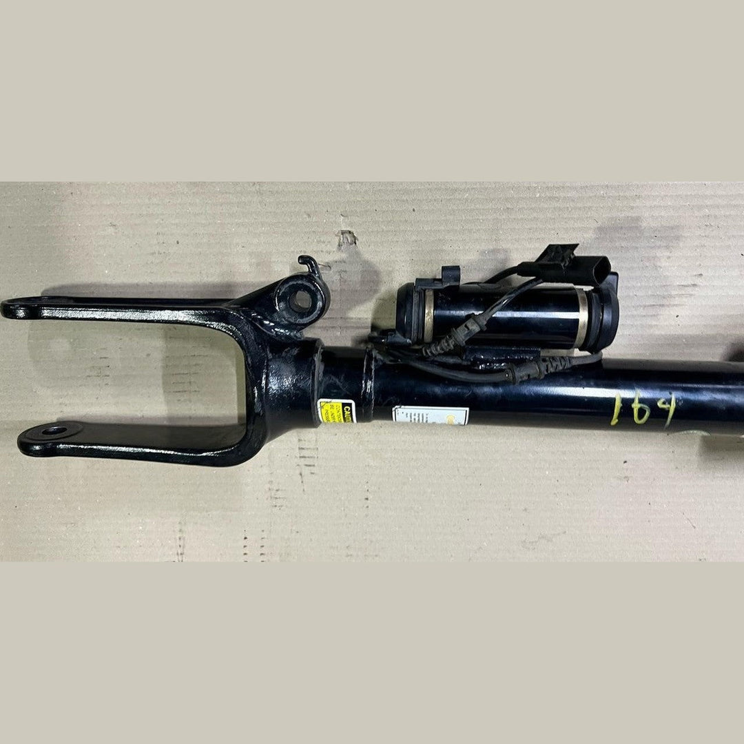Mercedes W164 GL350 GL450 Front Left Side Air Suspension Shock Absorber Strut