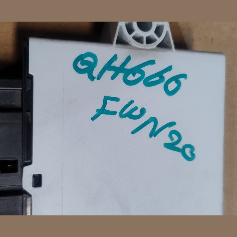 BMW 520i F10 2010-2013 N20 ENGINE CONTROL ECU UNIT + MODULE DME 7644747