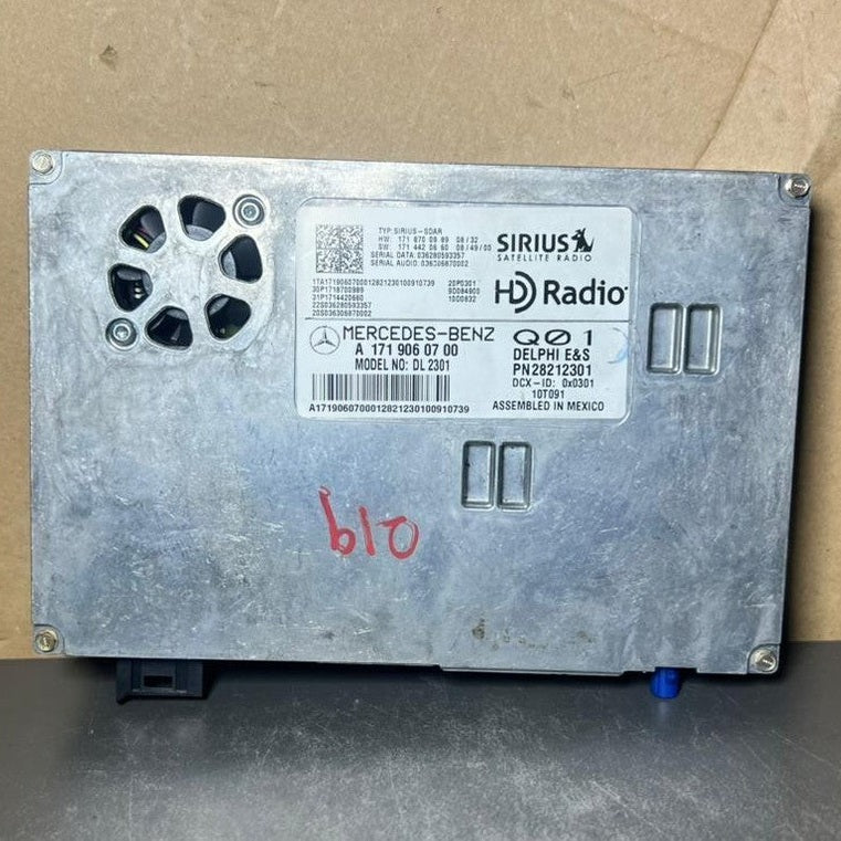 04-10 Mercede W219 CLS-Class Sirius Satellite Radio Receiver A171 9060700 OEM