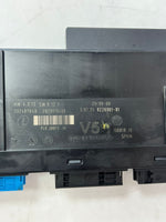 Load image into Gallery viewer, 2010-2011 BMW 740i 750i, and 750Li Body Control Module BCM 9226901 OEM