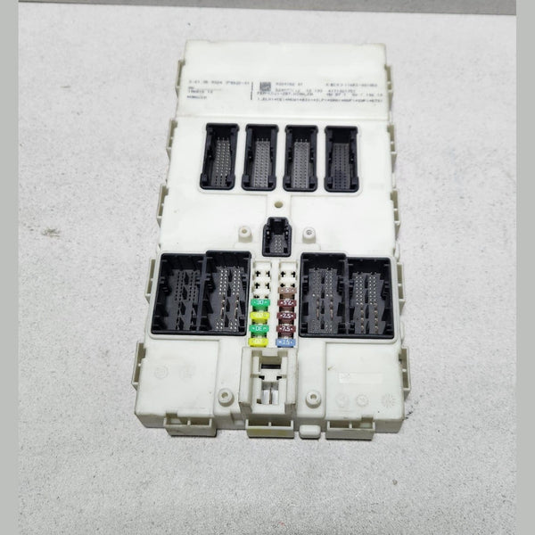 2012-2016 BMW 320i Front Electronic Module 9324782 3 Series 320i 328i 328d