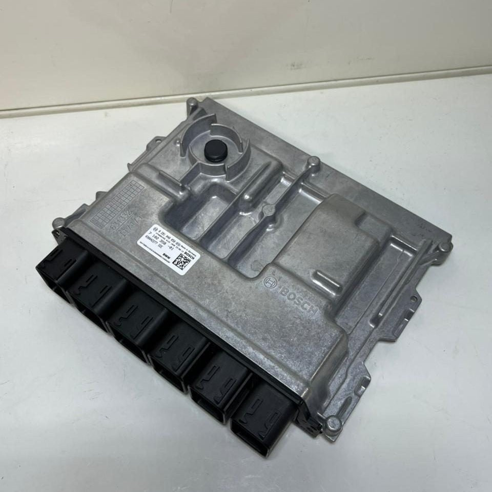 OEM BMW X5 G05 Engine Control Unit ECU Only DDE 7102358