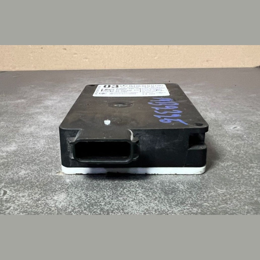 Mercedes W205 W222 Bumper Blind Spot Radar Distance Sensor Module A000 9055701