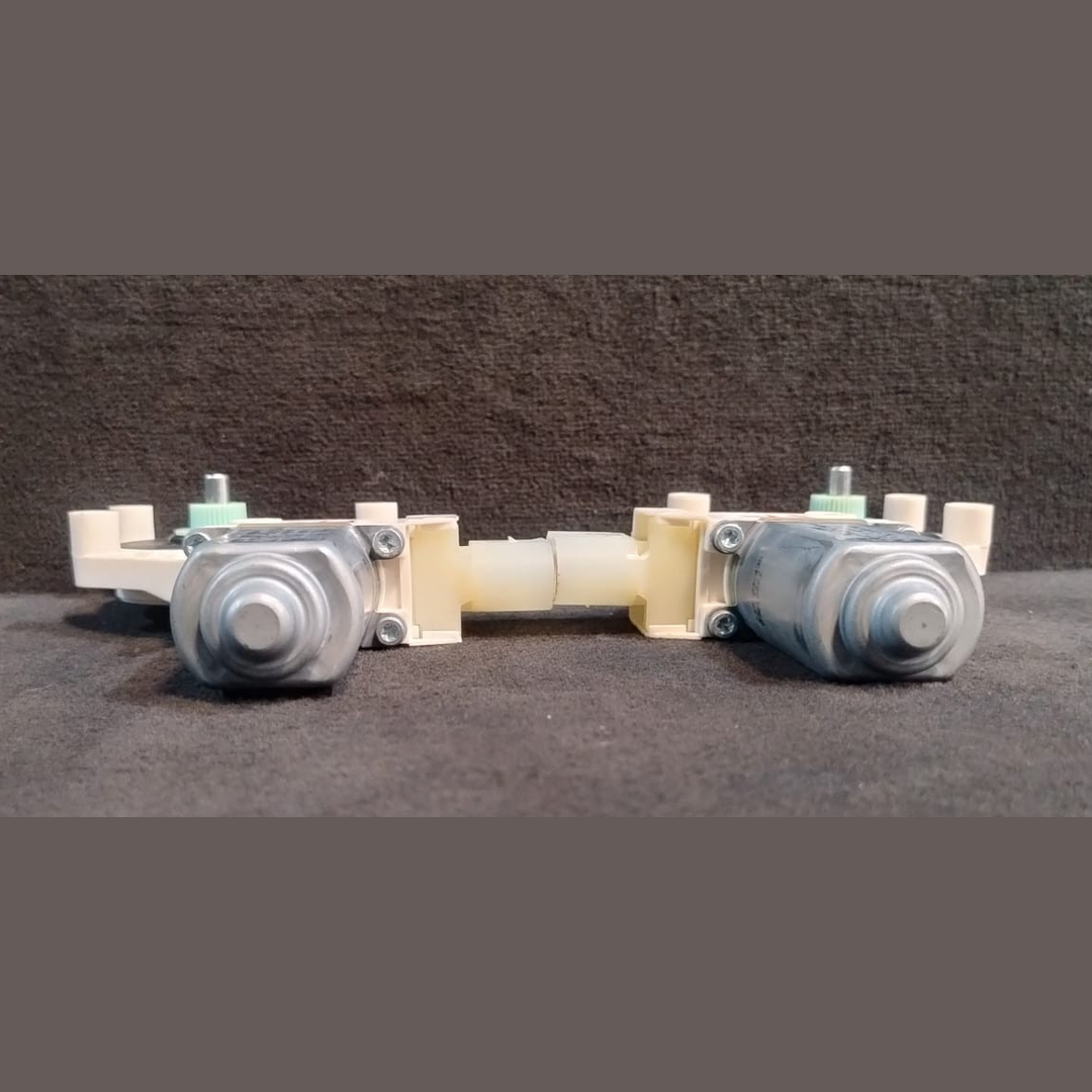 BMW F10  F07 F11 FRONT L & R WINDOW REGULATOR MOTORS SET -7248171-72 -7271563-64