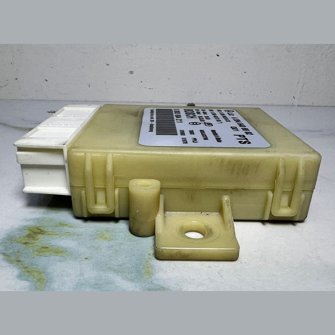 Mercedes-Benz W204 C-Class C200 Parking Distance Control Module A204 5406662 OEM