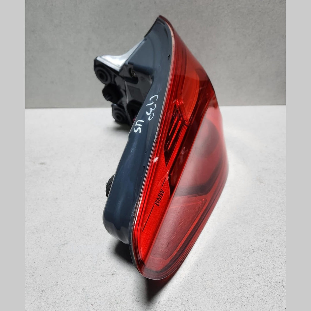 2017-2023 BMW 530i Left Outer Tail Light 7376469 530i 540i 530e M5 G30 F90