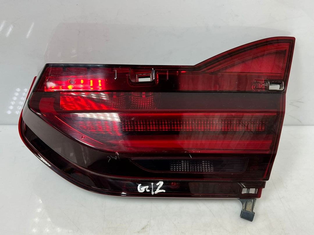 2015 BMW 7 Series G11 G12 Tailgate Light 2583244 OEM