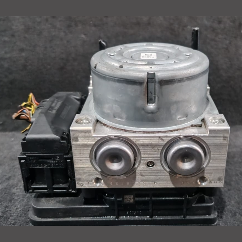 BMW 4 COUPE  F32 180kw  ABS ANTI -LOCK BREACKING SYSTEM  MODULE PUMP - 6866210