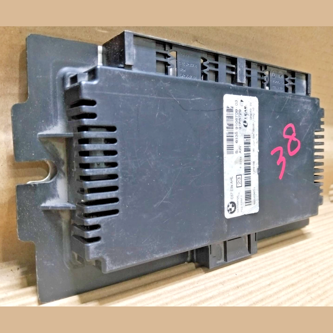 Light Control Module BMW 335i OEM Control Module 9166729 FRM 2 E87 E90 AHL