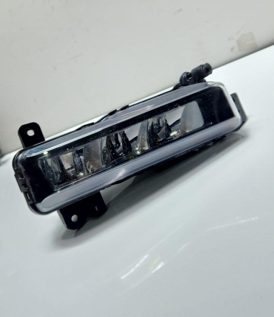 2022 BMW X6 Front Fog Light 8089525 G06 3 Series G20 G21
