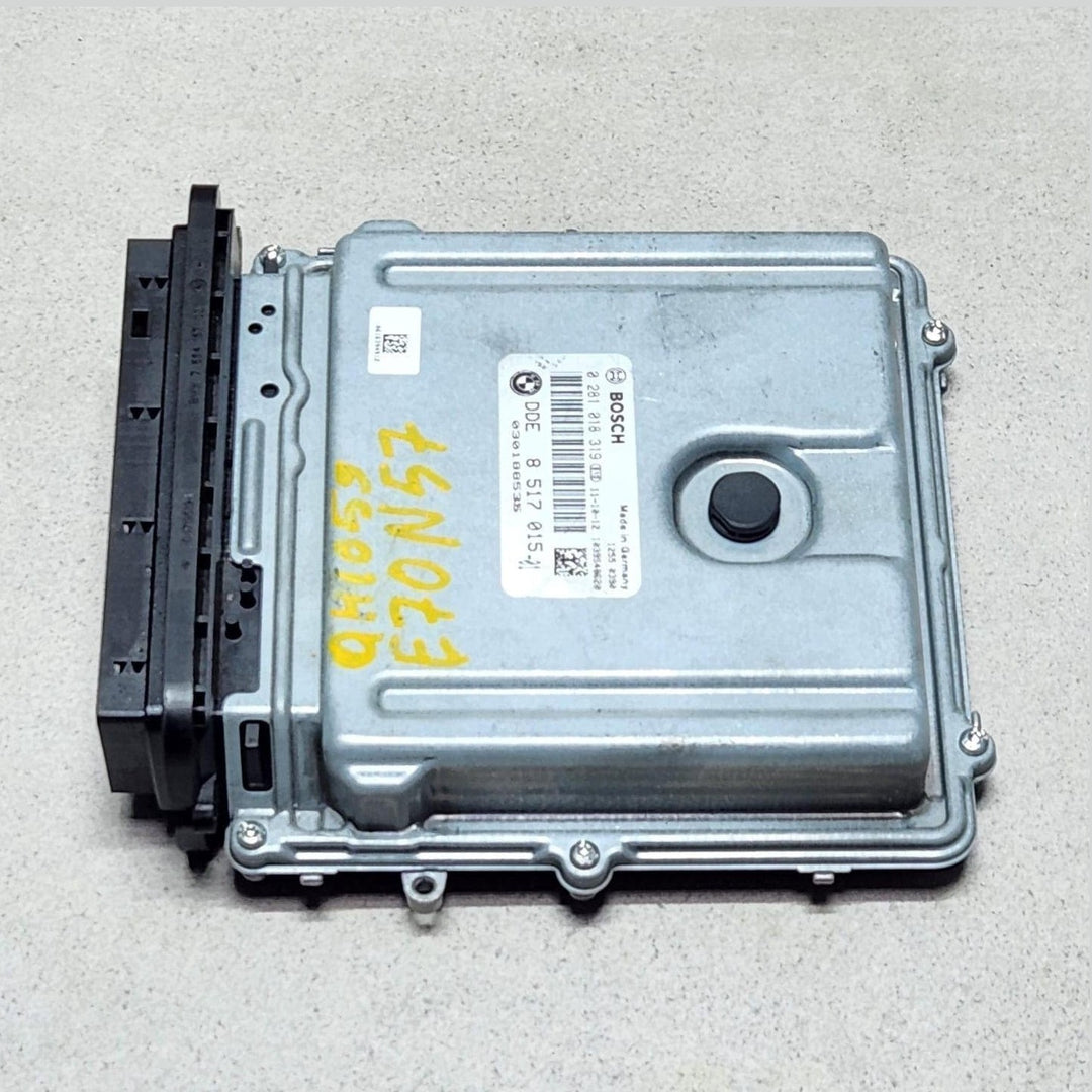 2006-2013 BMW X5 Engine Control Unit 8517015 X5 E70 OEM