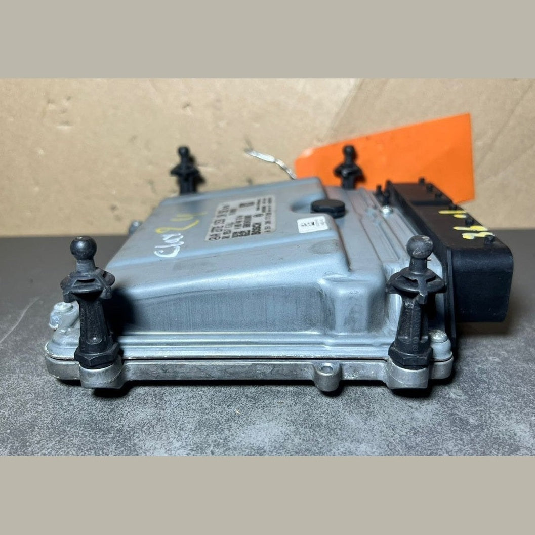 04-09 Mercedes W211 E-Class Engine Control Module Unit ECM ECU A272 1531092 OEM